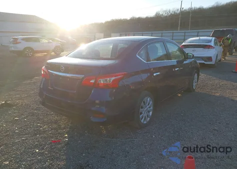 2018 Nissan Sentra S из США, поврежденный, VIN 3N1AB7AP0JY279219